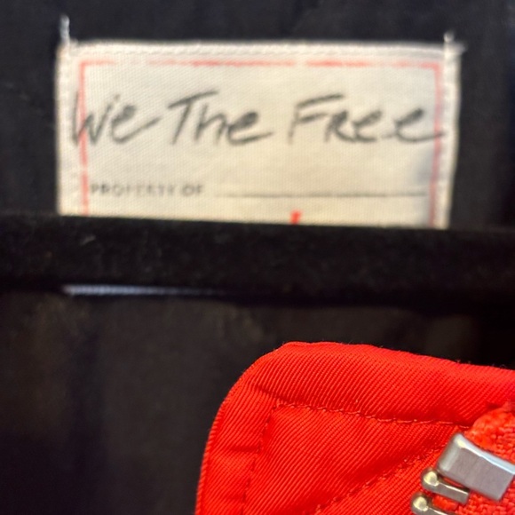 Free People We The Free Becca Bomber Jacket Oversize Puffer Red Size Large - Picture 6 of 7